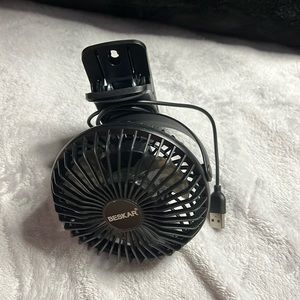 Clip mini fan